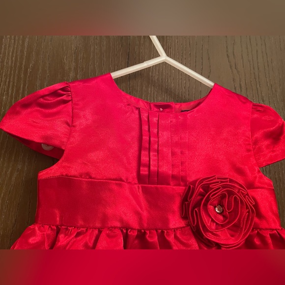 CHAPS Special Occasion RED Satin Look Ruffle Dress SZ-12 months - Picture 2 of 10